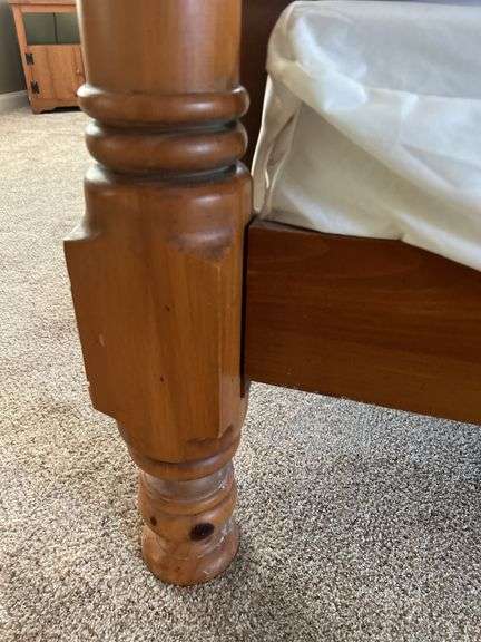 King Size Wooden Ball Post Bed