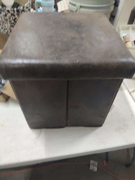 STORAGE OTTOMAN - 15X15