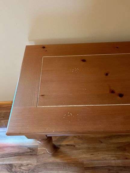 Broyhill Furniture Entryway Table