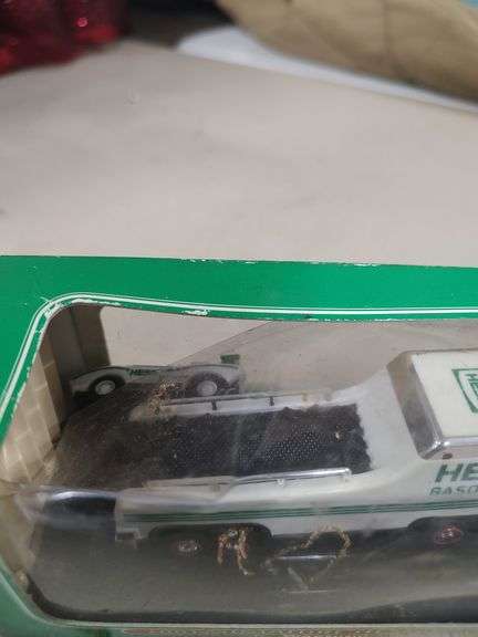 2001 HESS MINIATURE RACER TRANSPORT