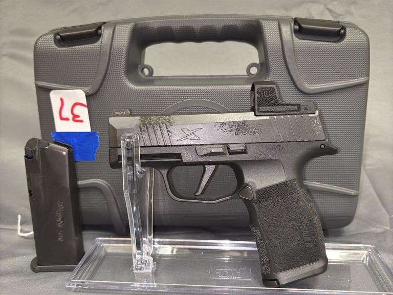 Sig Sauer P365X 9mm Handgun with Romeo Zero Red Dot Sight