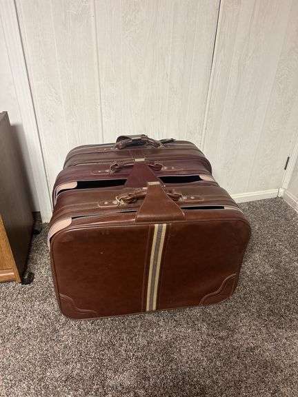 Set of Two Wheeled Suitcases image