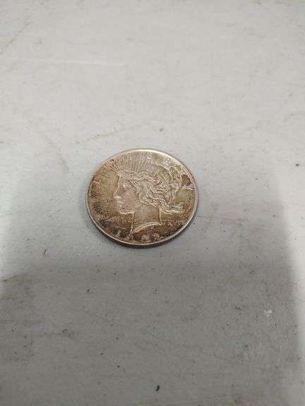 1922 PEACE SILVER DOLLAR image