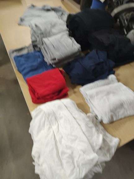 LOT OF T SHIRTS SIZES SMALL - MEDIUM