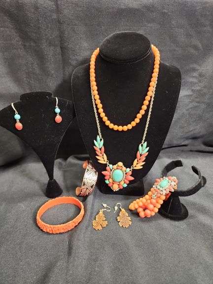 Assorted Costume Jewelry Lot - Necklace, Earrings, Bracelets image
