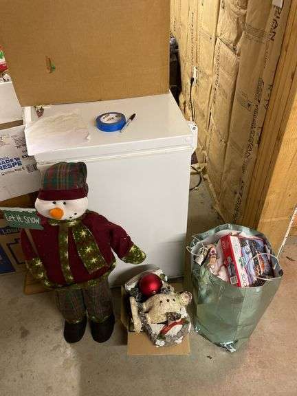 Christmas Holiday Decorations, Figurines, Ornaments and Puzzle