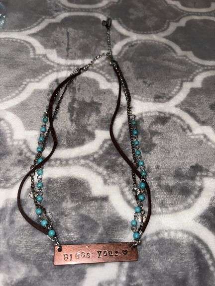 PLUNDER NECKLACE image