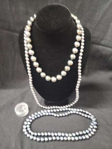 Pearl Necklace and Earring Set image