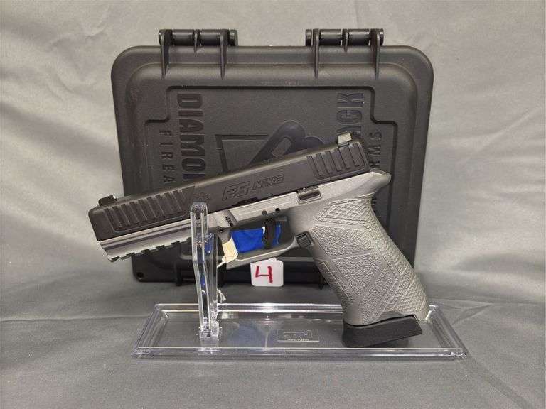 Diamond Back DB9 Full Size, Pistol FB8163, 9 mm