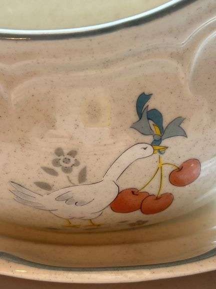 International China Company Gravy Boat with Underplate