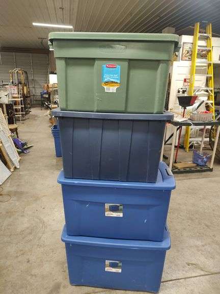 4 STORAGE TOTES - 31 AND 35 GALLONS