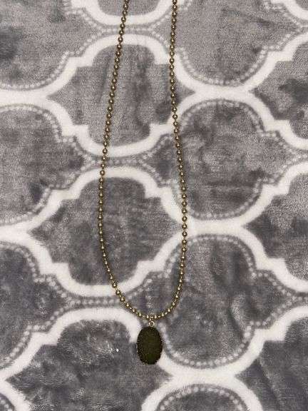 PLUNDER NECKLACE image