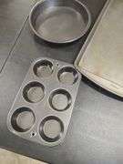 PIZZA PAN - MUFFIN PANS - PIE PAN AND ETC