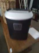 AVGO PAPER SHREDDER