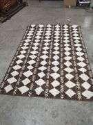 THRESHOLD BROWN AND WHITE PATTERNED AREA RUG - 5X7 FT