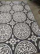 THRESHOLD GRAY MEDALLION AREA RUG - 4 FT X 5 FT 6 INCH