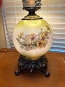 Vintage Style Floral Glass Table Lamp