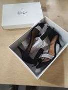 STYLE AND CO PHILLYIS BLACK AND SILVER HEELS SZ 9.5M