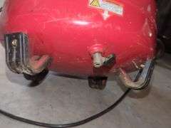 Central Pneumatic 6 Gallon 150 PSI Air Compressor