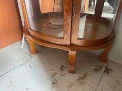 Curved Glass Display Cabinet with Key