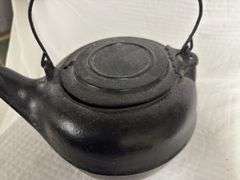 Cast Iron Kettle with Wire Handle