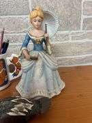 Eclectic Home Decor Collection: Teddy Bear Lamp, Figurine, and More