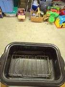 GE 18-Quart Roaster Oven and Cookware Lot