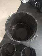 SMALL GRANITE COOKER WITH 2 COFFEE CUPS