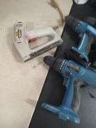 STANLEY ELECTRIC STAPLER AND DRILLS - NO CHARGER AND ONLY 1 BATTERY