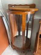 Curved Glass Display Cabinet with Key