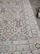 100% WOOL AREA RUG - 7X10