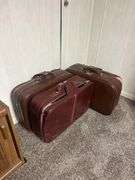 Side Table with Lamp & Set of Three Suitcases