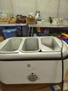 GE 18-Quart Roaster Oven and Cookware Lot