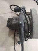 BLACK AND DECKER SKIL SAW