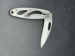 3 Pocket Knives: Camillus, Schrade, and Textured Knife
