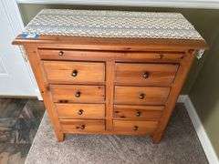 Virginia House Dresser with Drawers