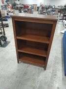 3 SHELF BOOKCASE - 31X14X48