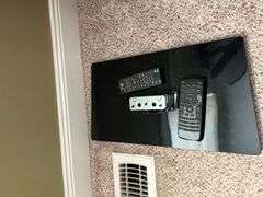 Vizio E500AR 50" 1080p HDTV with Remote