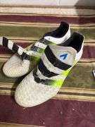 ADDIAS SIZE 9 MALE CLEATS