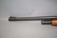 Mossberg Model 500AT Pump Action 12 Gauge Shotgun,