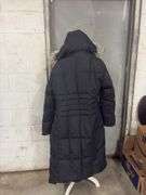 WOMENS- FREE COUNTRY- SIZE X-LARGE- LONG- BLACK DOWN- HOODED- PUFFER JACKET-