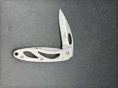 3 Pocket Knives: Camillus, Schrade, and Textured Knife