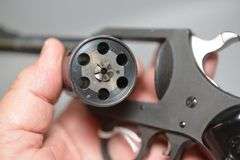 Harrington & Richardson Model 622 Double Action Revolver in .22 Long Rifle,