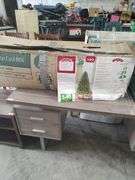 7.5 FT PRE LIT KENNEDY FIR CHRISTMAS TREE