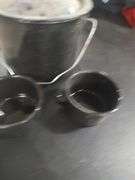 SMALL GRANITE COOKER WITH 2 COFFEE CUPS