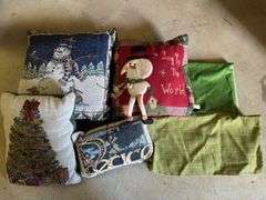 Assorted Decorative Holiday Throw Pillows (Lot of 6)