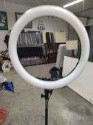 2 RING LIGHTS ON STANDS