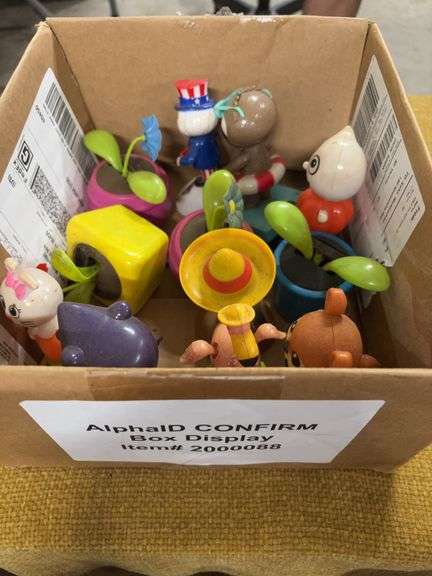 12 ASSORTED SUN ACTIVATED MOVERS, VARIOUS CHARACTERS image