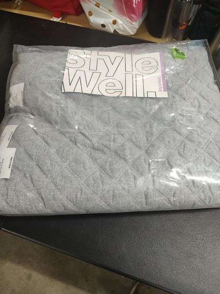 STYLE WELL - ZOE QUILT SZ FULL/QUEEN image