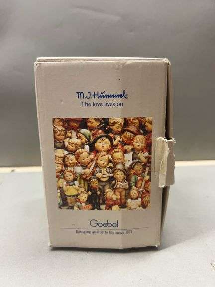 Goebel M.J. Hummel Goose Girl Figurine #961 image